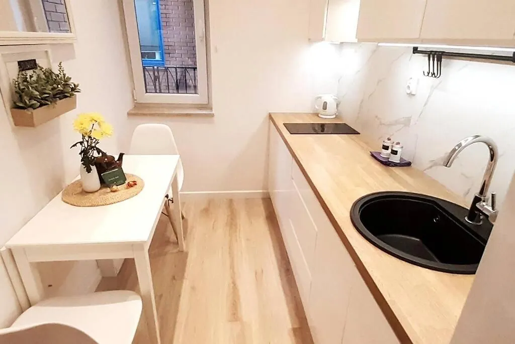 Apartment Rondo Onz Metro, Krochmalna 32A Street Warsaw